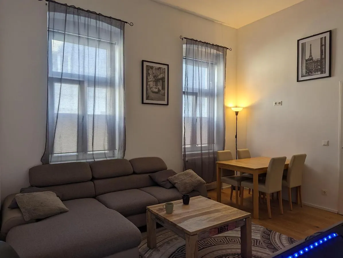 Private Rooms Viena Austria